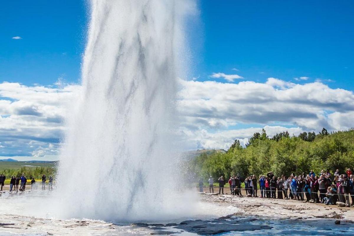 rahvahulk geisri purset jälgimas