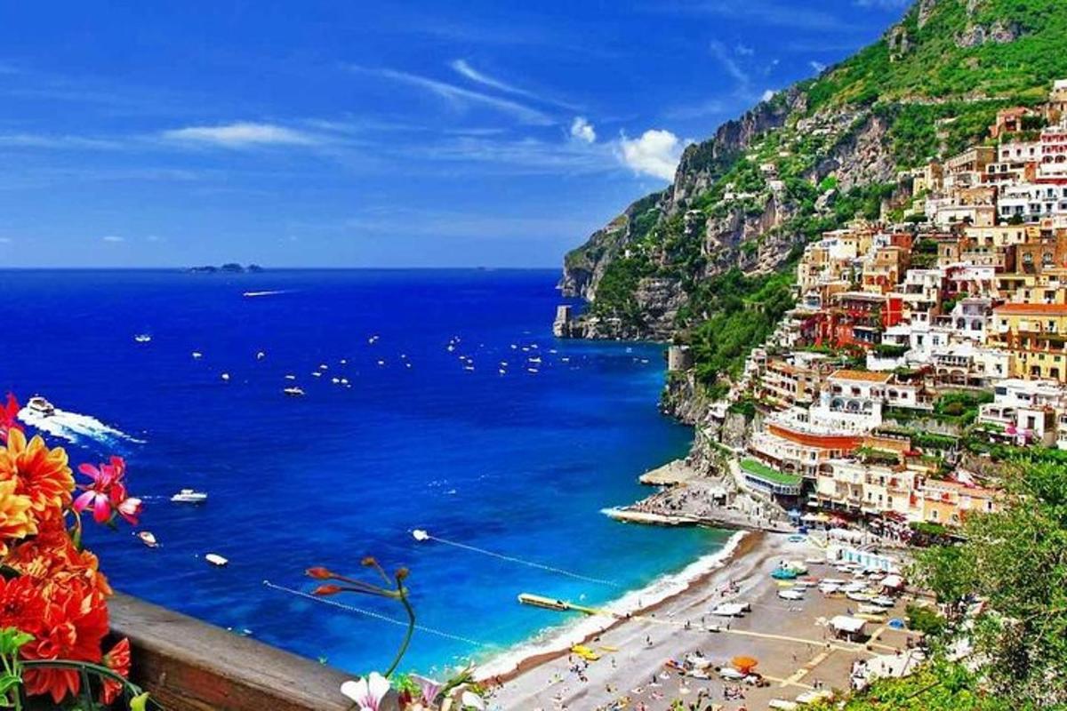 Positano látképe az Amalfi-parton