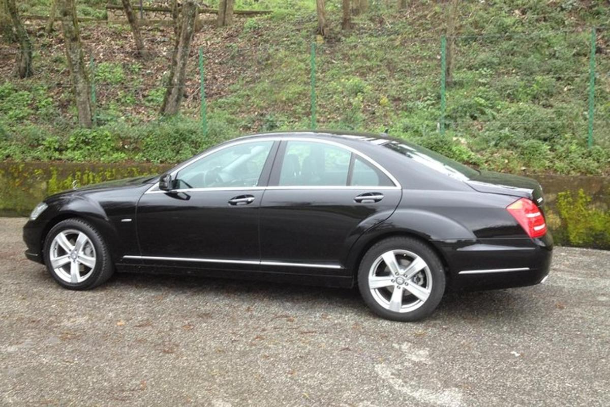 must auto pargitud parklas