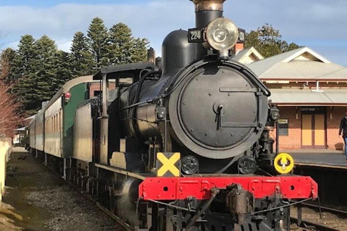 a train is sitting on the tracks