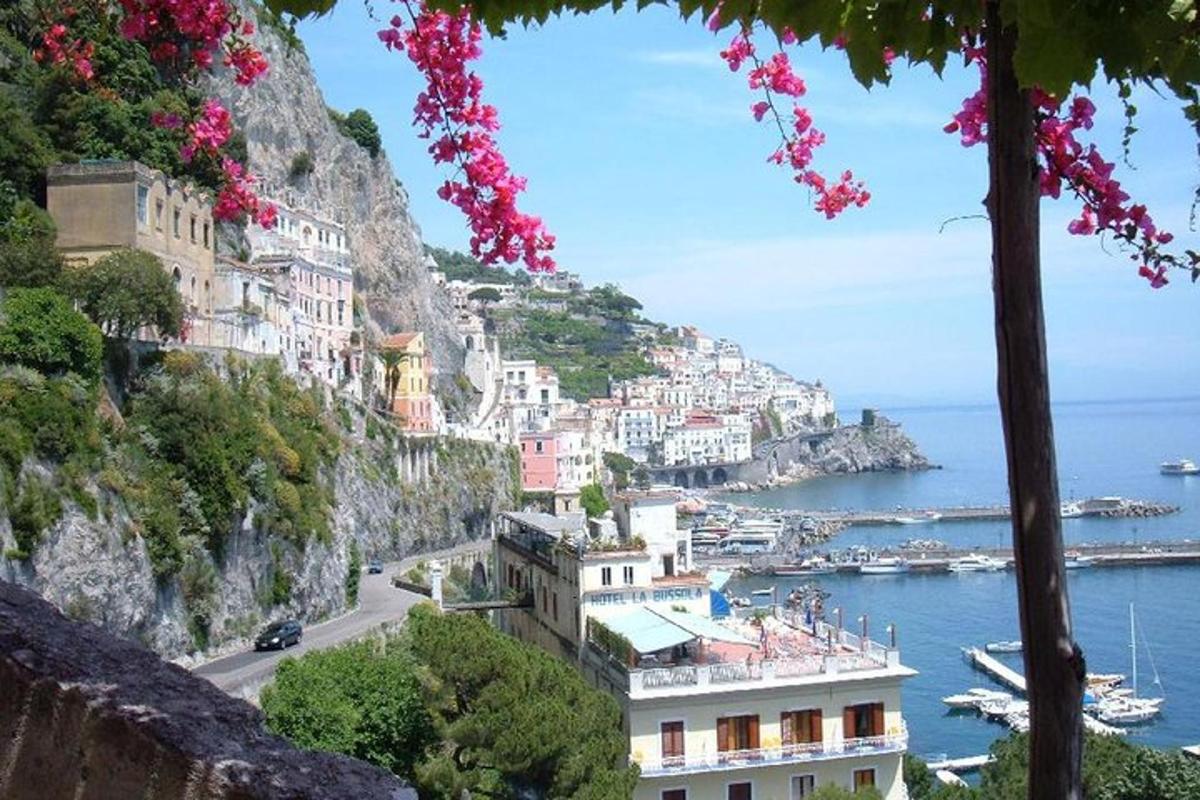 näkymä Positanoon Amalfin rannikolla