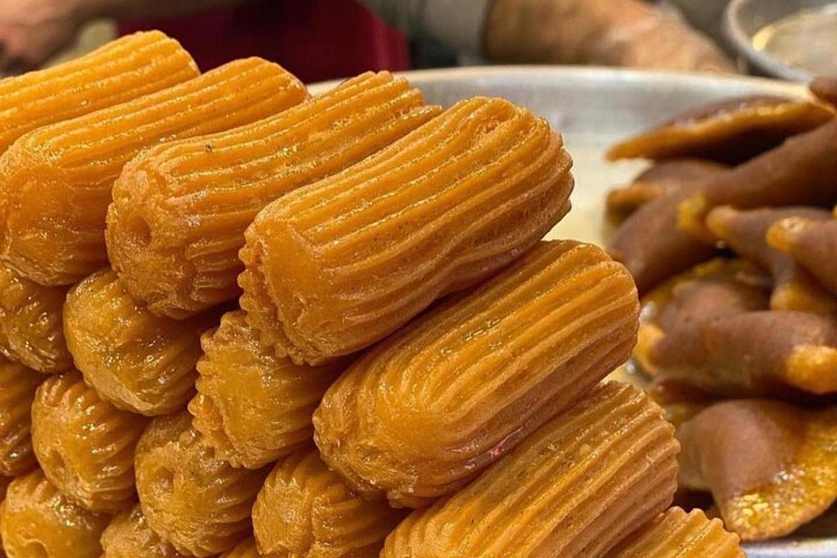 una pila di pretzel impilati uno sopra l'altro