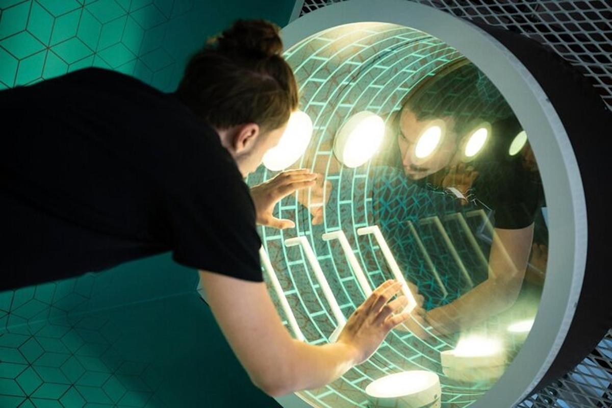 Attraction picture 5