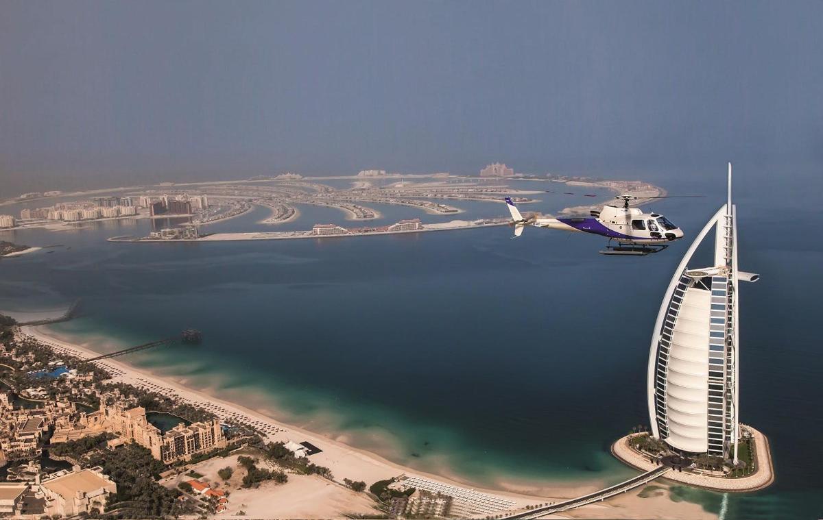 Лечу dubai. Бурдж Аль-араб. Пальма Джумейра Дубай. Арабские эмираты Дубай Атлантис. Пальма Джумейра с вертолета.