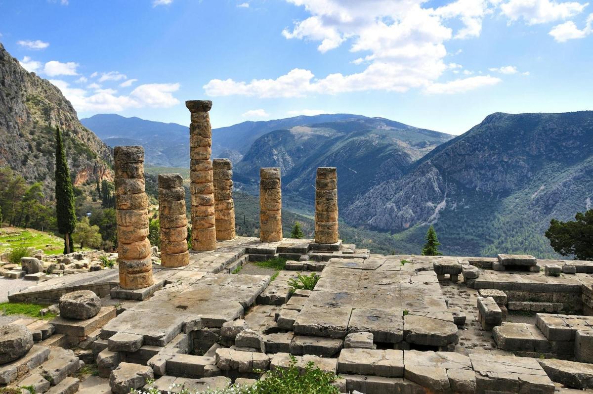 una vista de las ruinas del templo