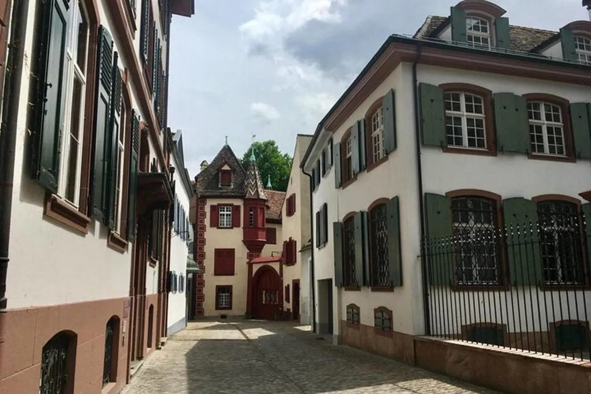 Visite privée de Bâle à travers les âges : un voyage dans l'histoire – photo 4