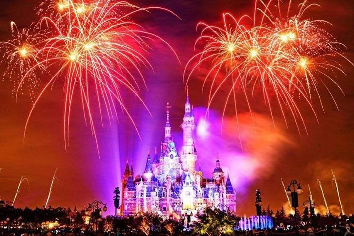 ilutulestik Disney Worldis koos Tuhkatriinu lossiga