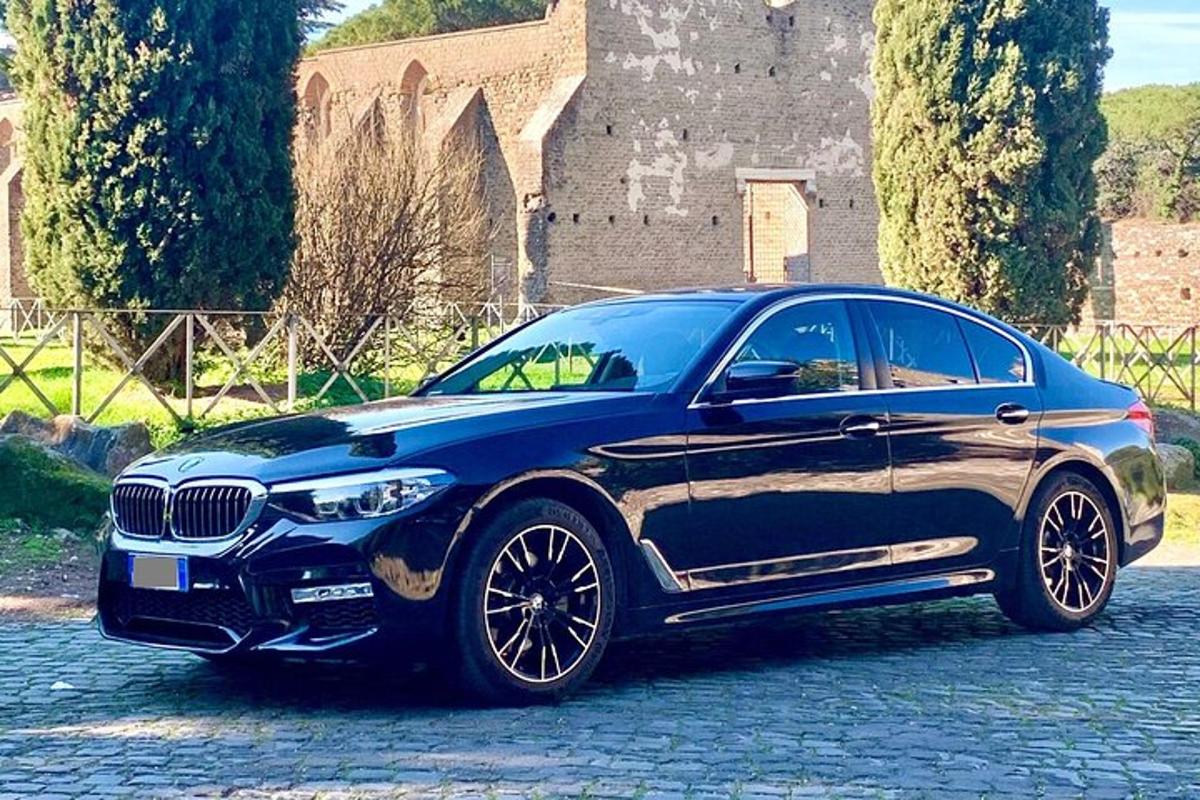 must auto pargitud lossi ette