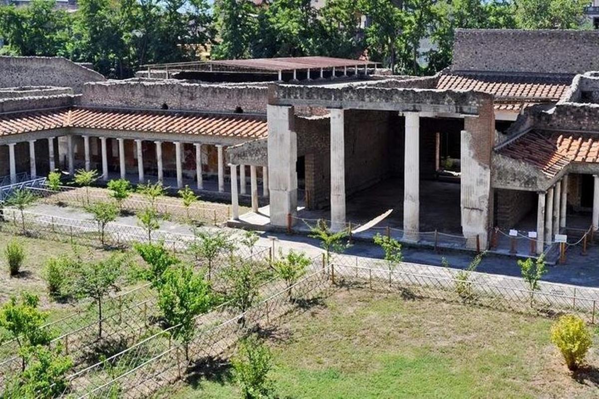 statomo pastato vaizdas iš viršaus
