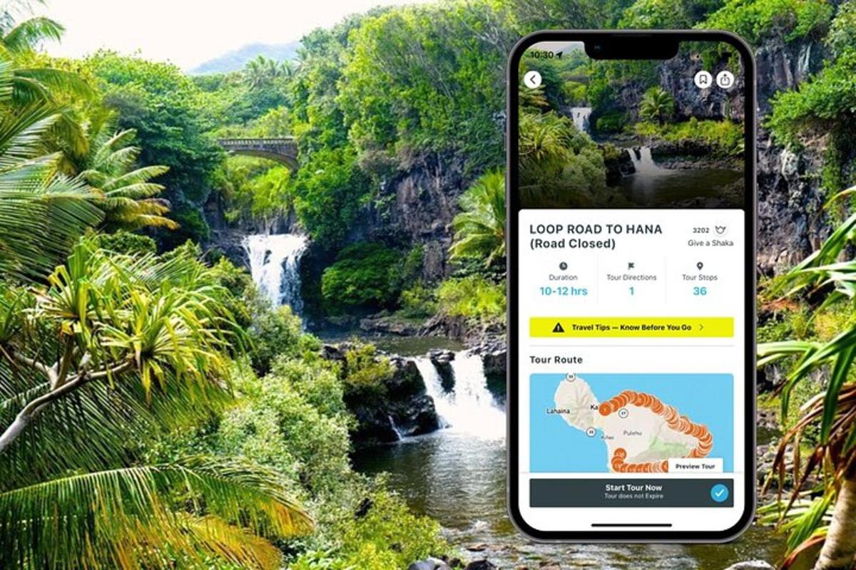 Ένα iPhone τραβάει φωτογραφία έναν καταρράκτη