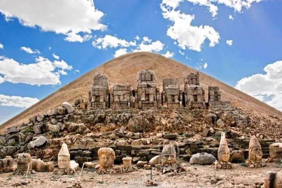 a view of the pyramid ofaraohs at the pyramids