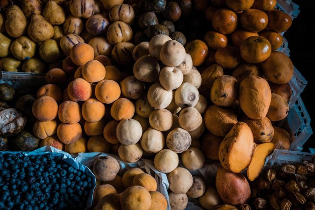 un munt de diferents tipus de fruites i verdures