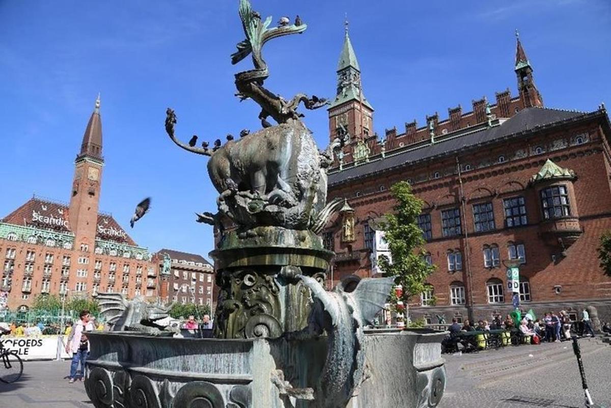 purskkaev keset linna, kus on hooneid