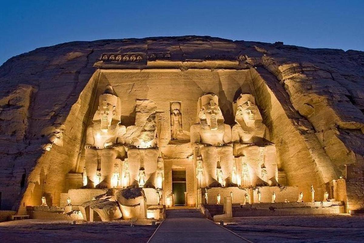 an exhibit of the abu simbel temple at night