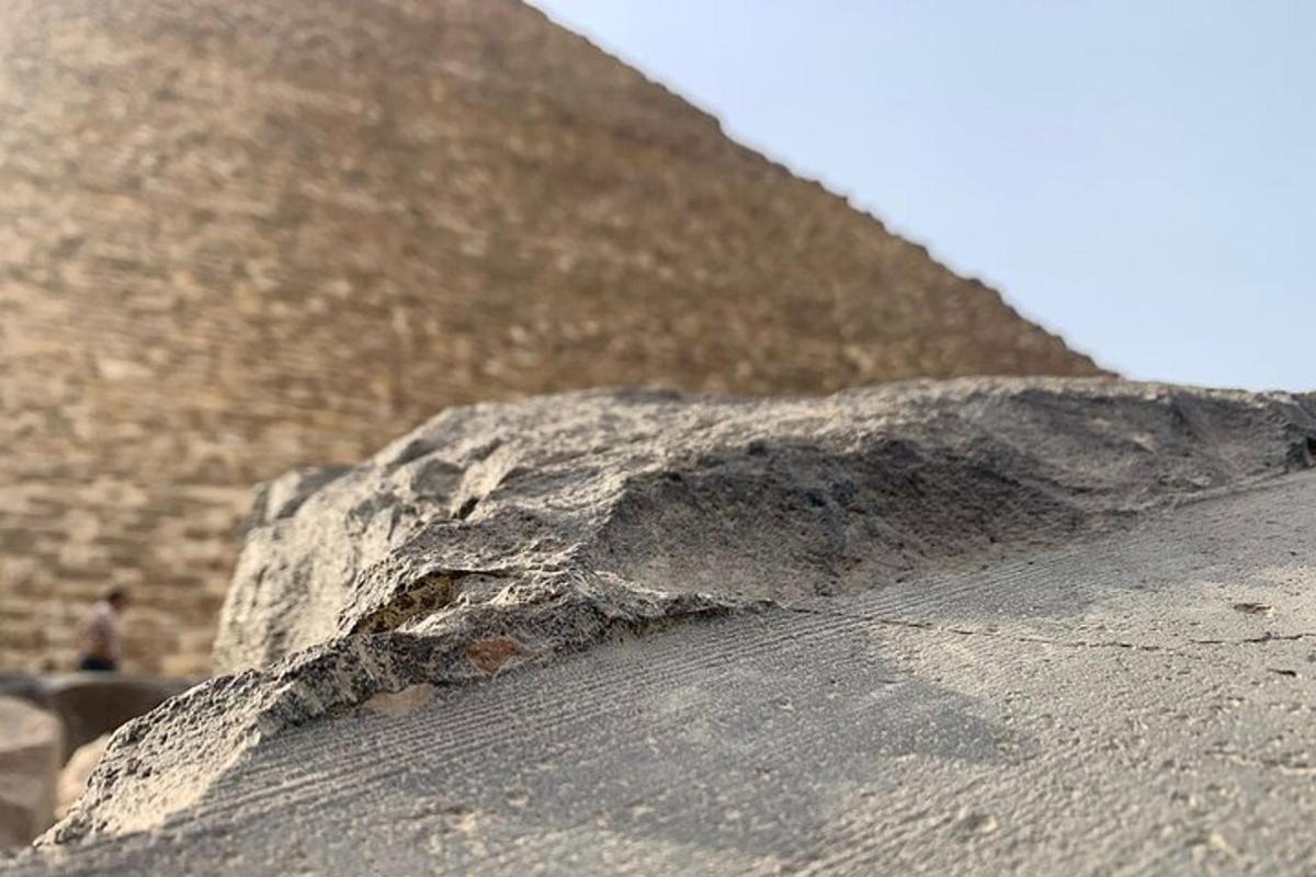 detailní záběr na vrchol pyramidy