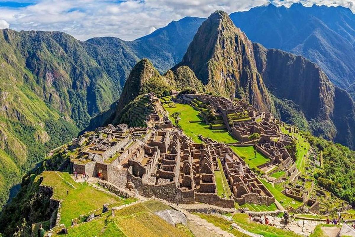 õhust vaade Machu Picchu varemetele mäel