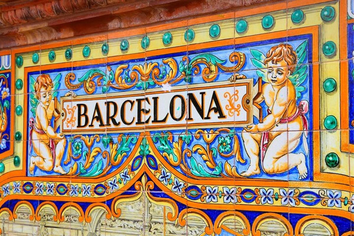 uma placa de Barcelona na lateral de um prédio