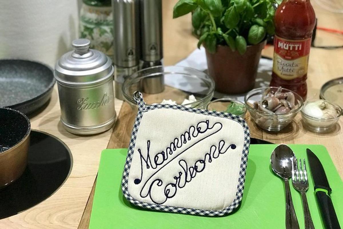 stůl s cedulí s nápisem nanaos cookies