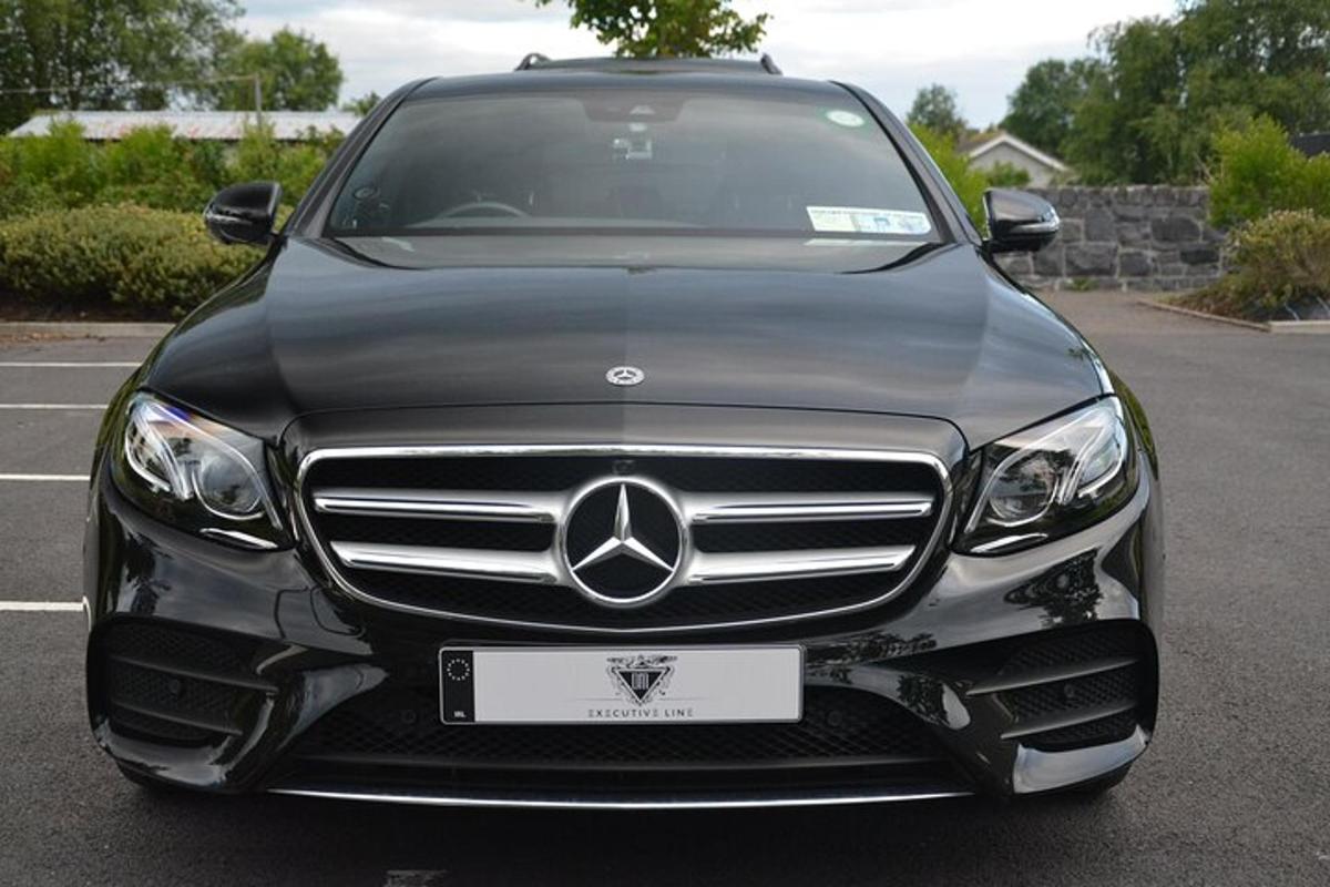 must auto pargitud parklas