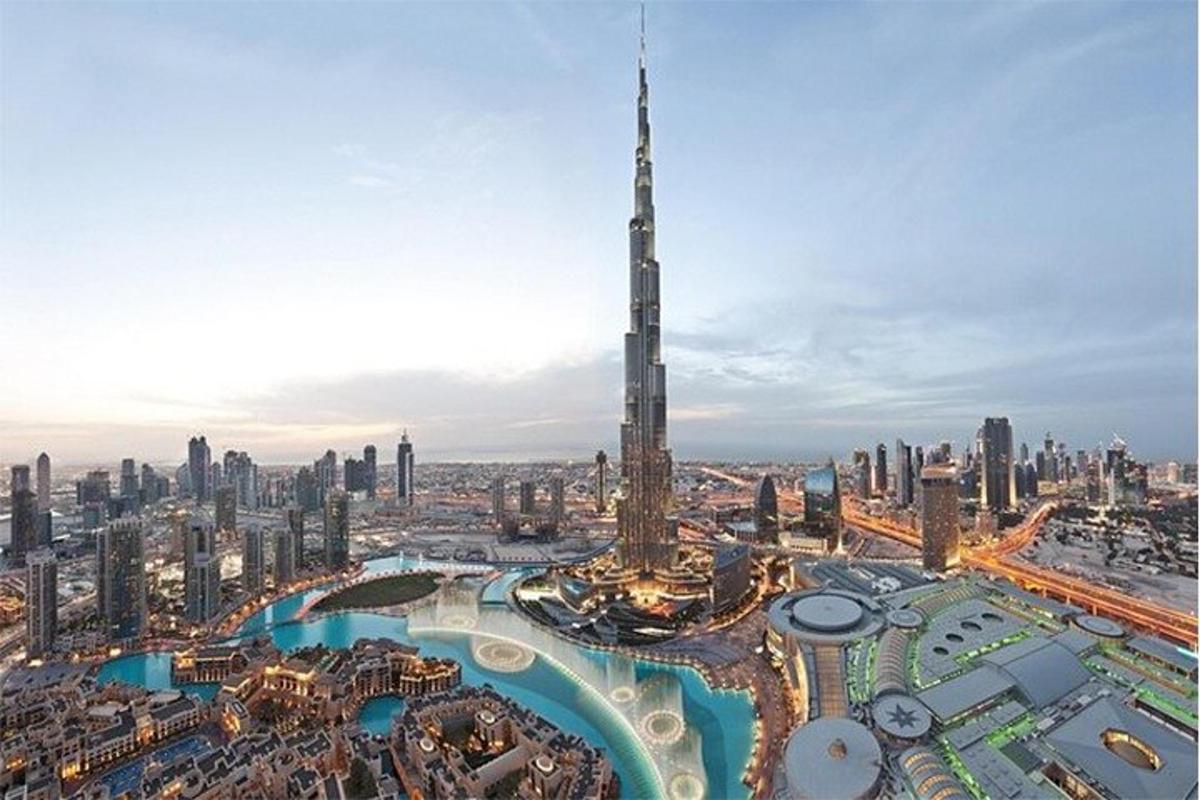 vykreslenie panorámy Dubaja s Burdž Chalífou