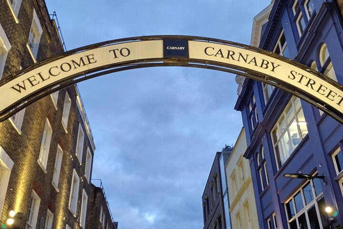 et velkommen til Carney gateskilt i en by