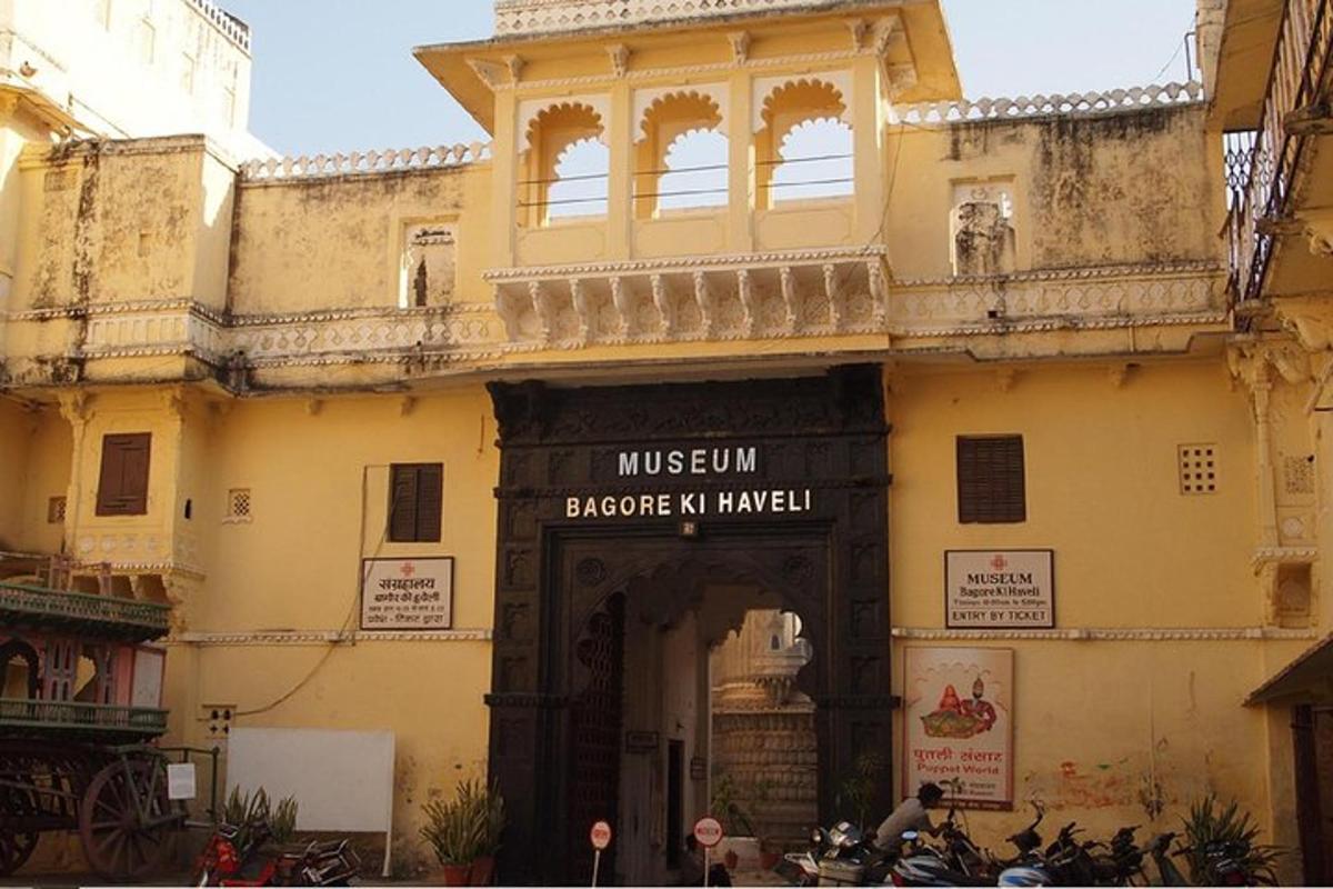 budova s nápisem muzeum blaza ni imperial