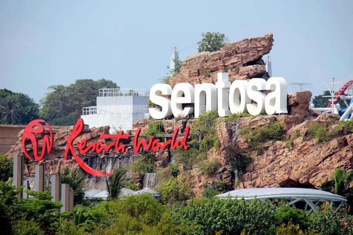 cedule s nápisem Santa Cruz na hoře