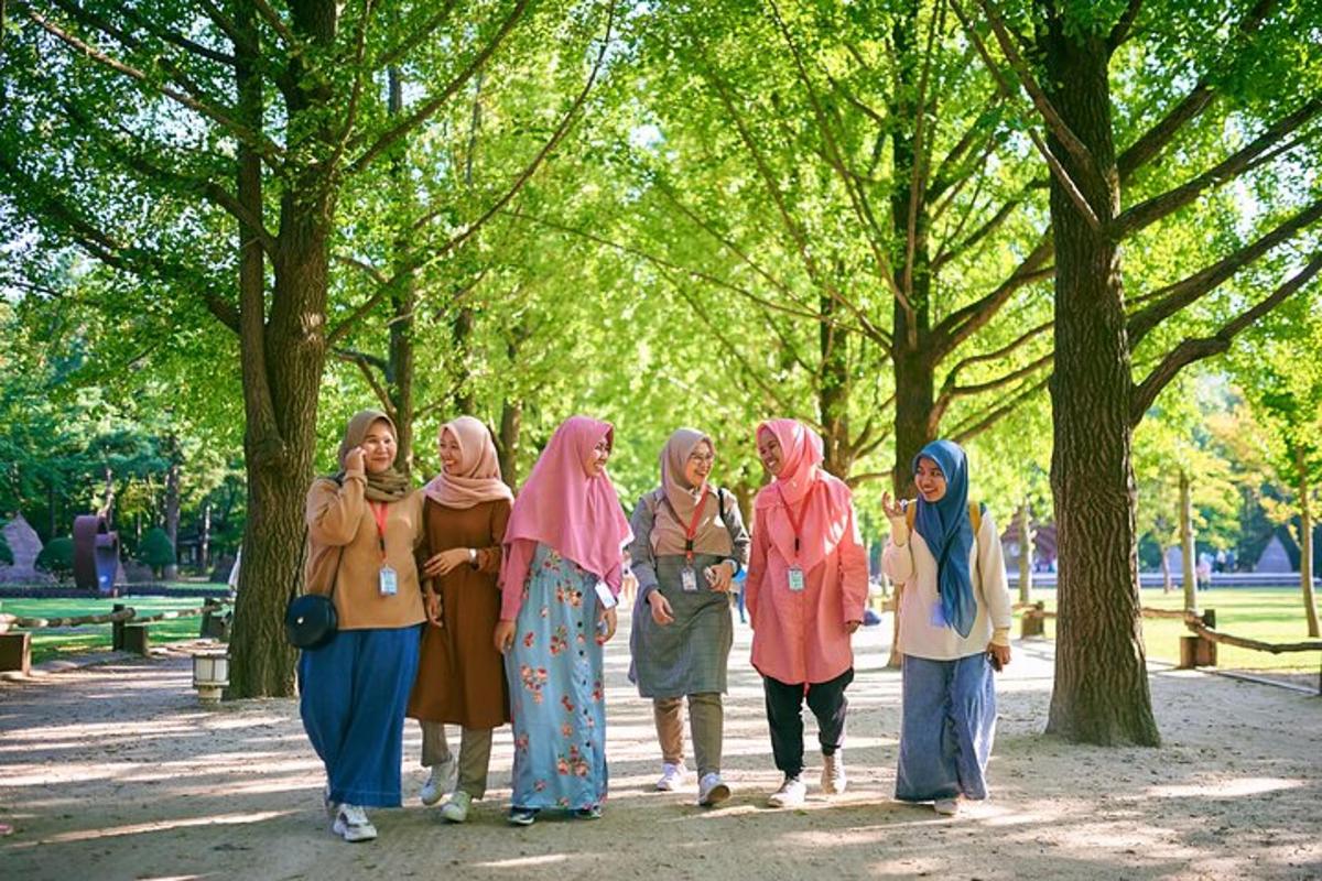 Attraction picture 1