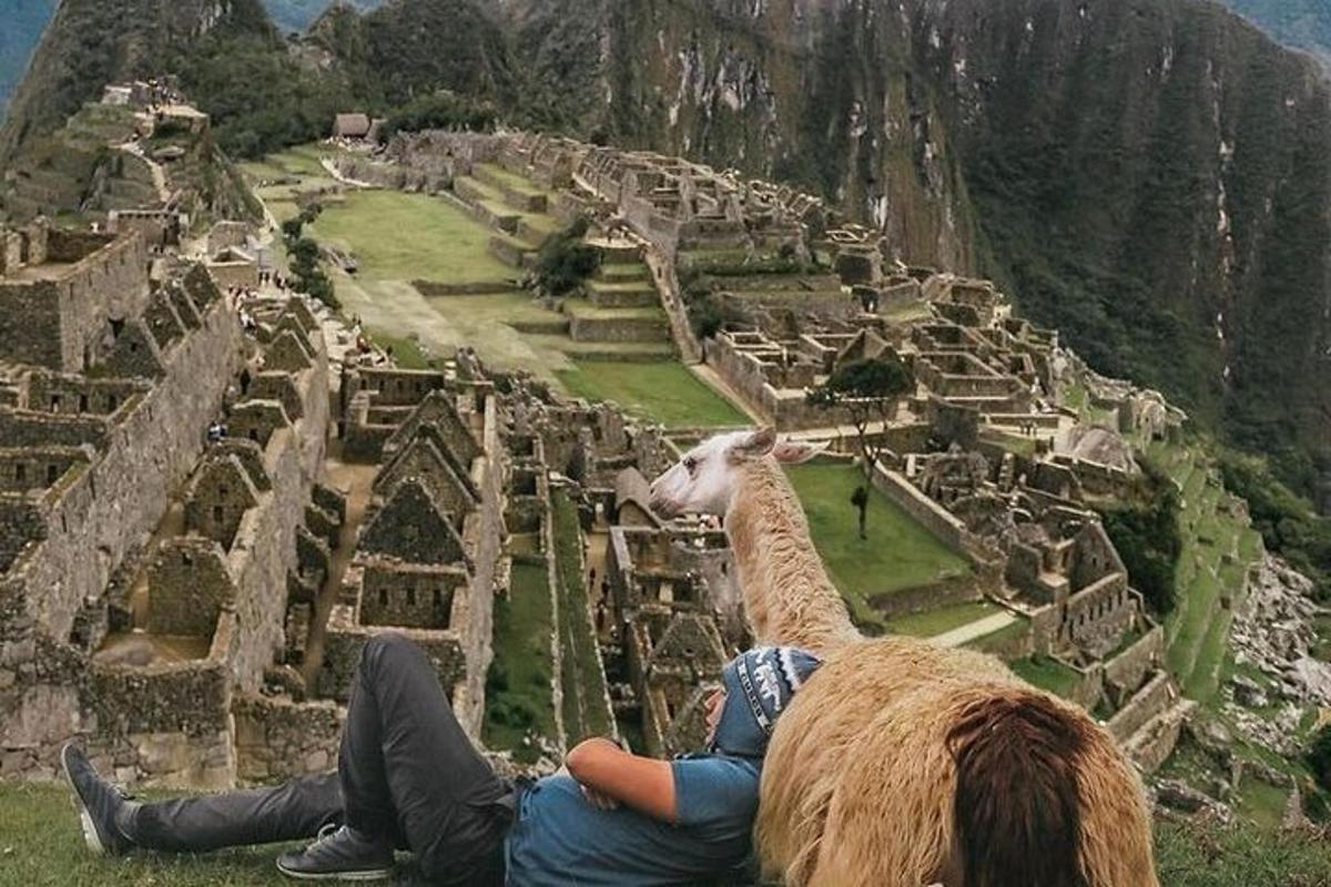 Attraction picture 1