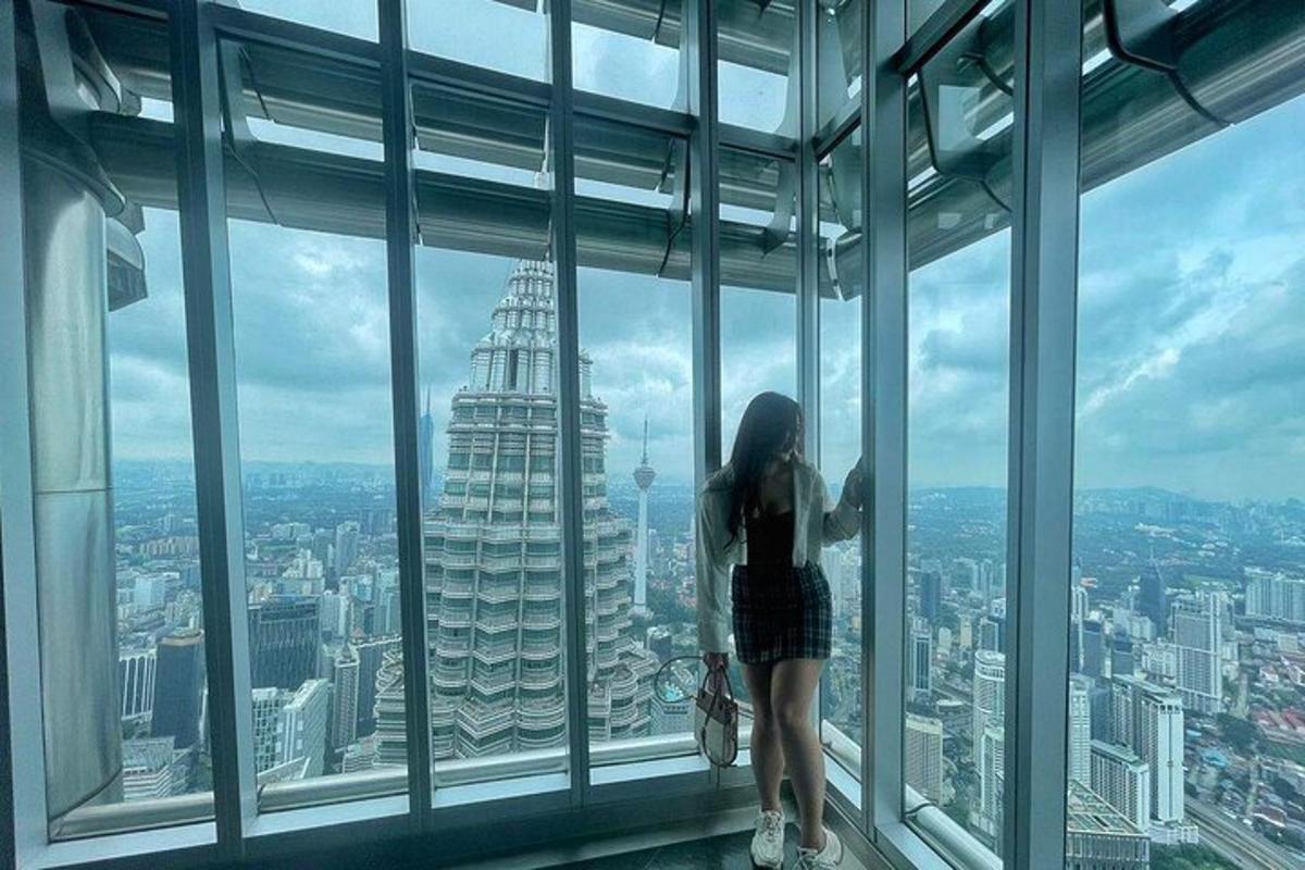 Attraction picture 1