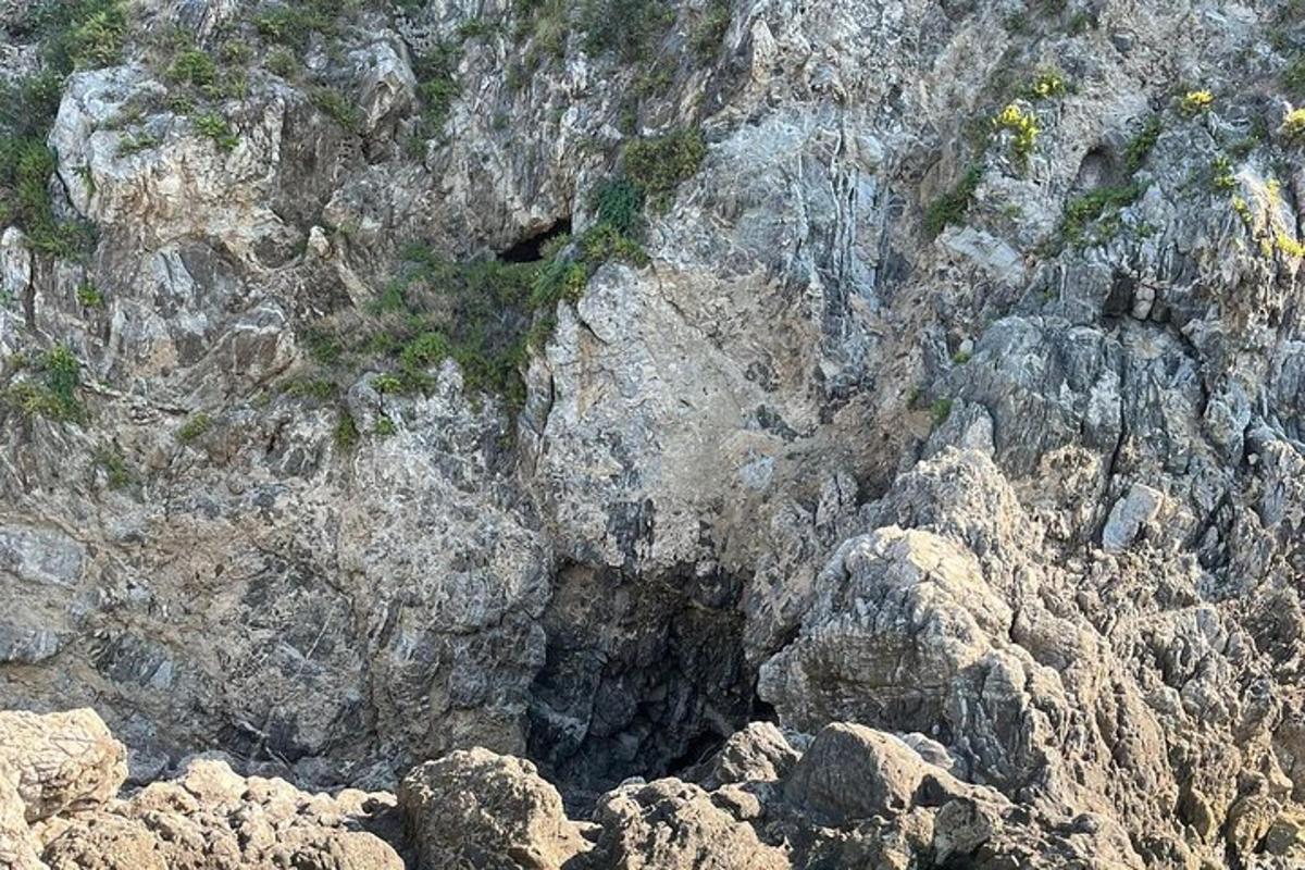 vista aèria d'una muntanya rocosa