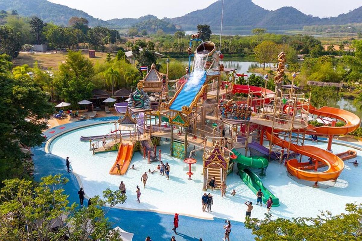 Attraction picture 6