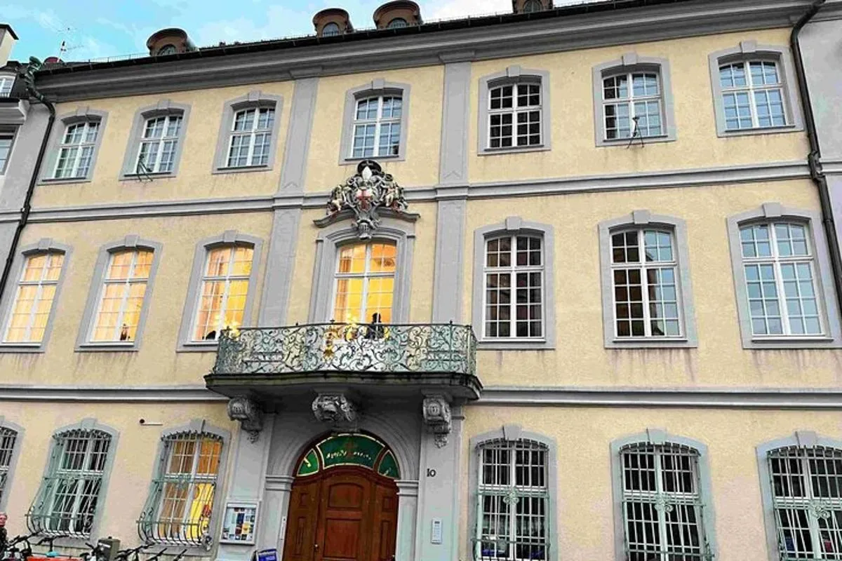 Visite à pied autoguidée de la vieille ville de Fribourg – photo 5