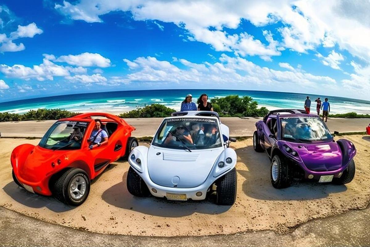 tri trikolesna vozila parkirana na plaži