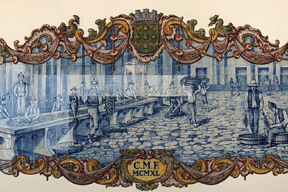 a drawing of a dining room with a crown