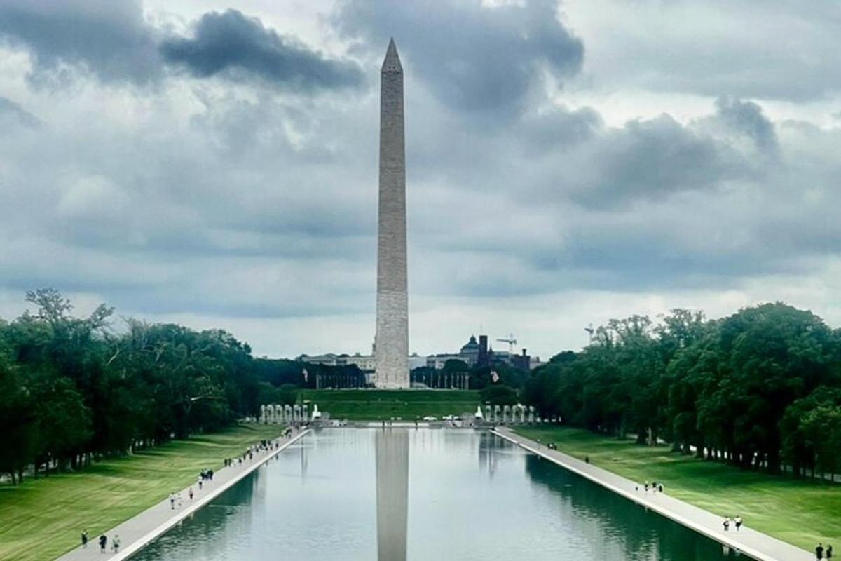 Útsýni yfir Washington-minnisvarðann í Washington DC