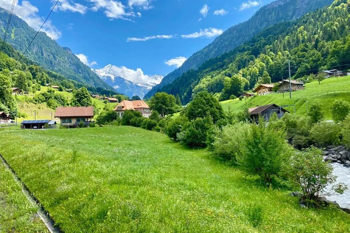 Visite de Lauterbrunnen, Jungfrau et Grindelwald | Au départ de Bâle – photo 11