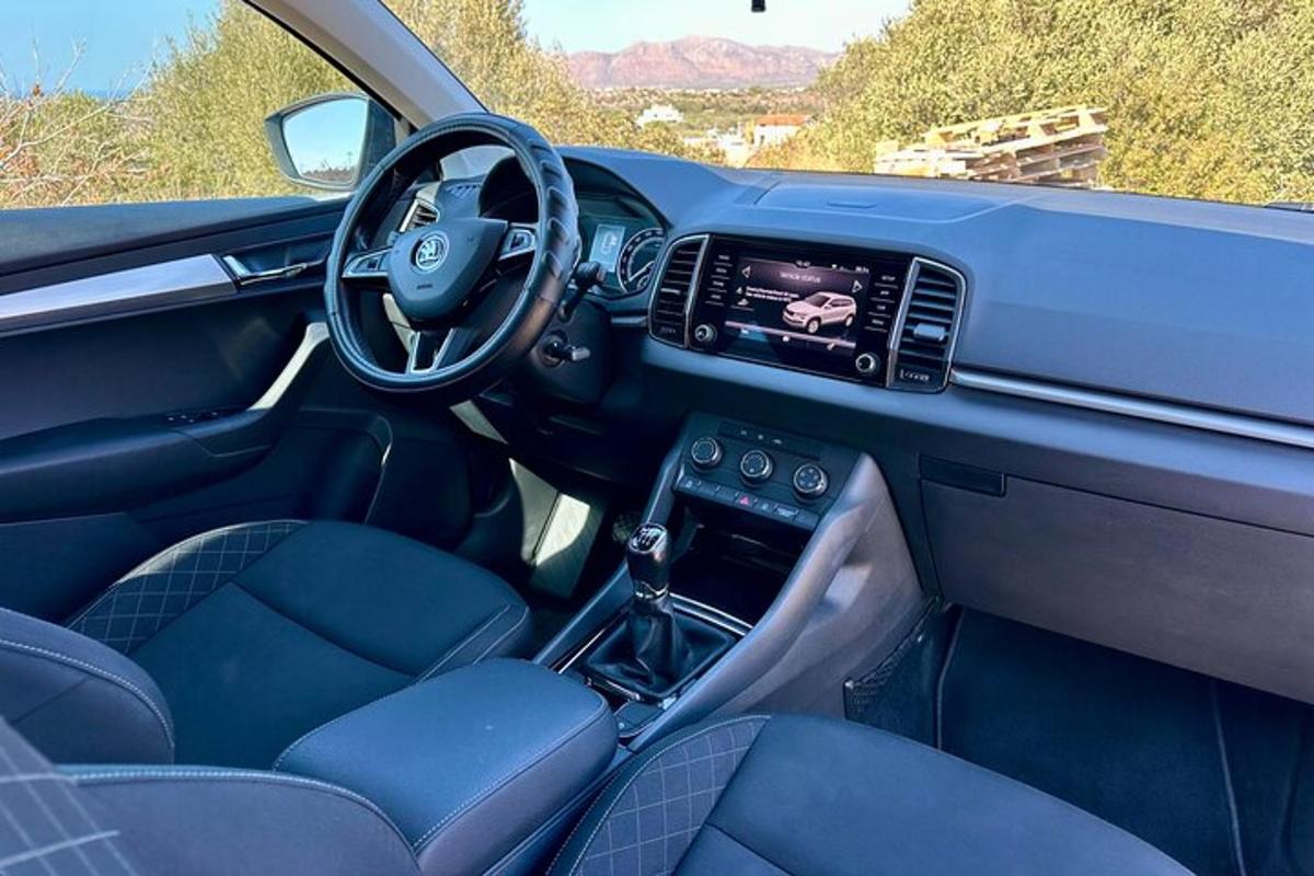 uma visão do painel de um carro