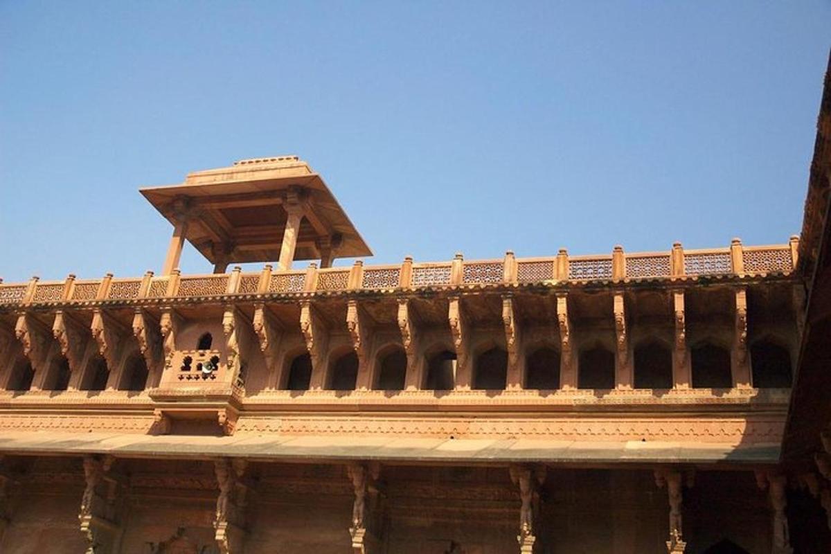 a building with a balcony on top of it