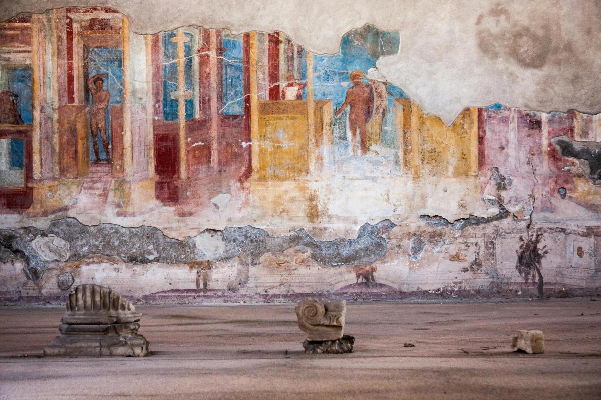 una pintura a la paret d'un edifici