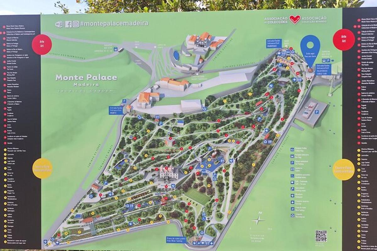 mapa zábavního parku s červenými tečkami