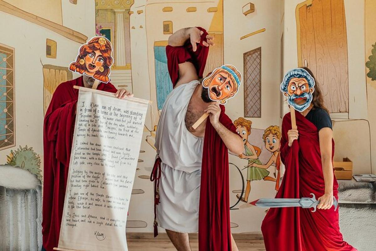skupina lidí oblečených v kostýmech