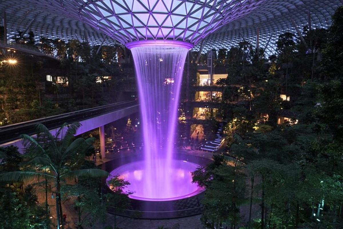Attraction picture 6