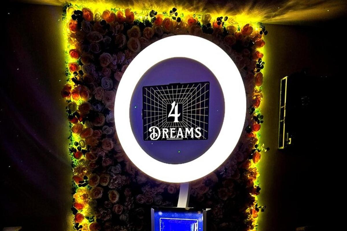 znak z olimpijskim logotipom na steni