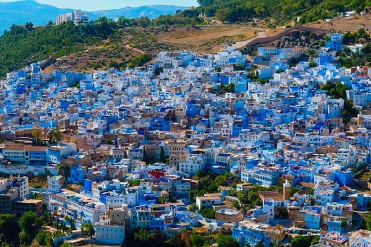 Una vista aérea de la ciudad azul de Chefchaouen