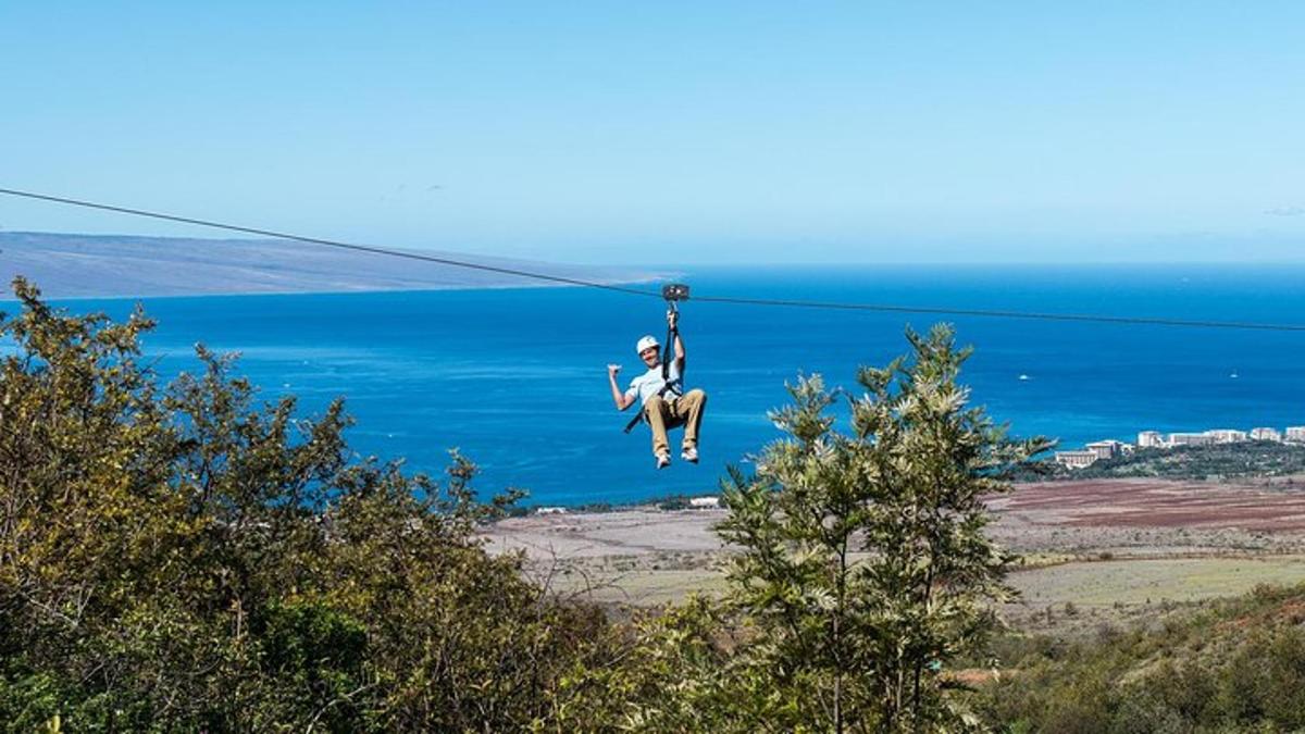 una persona a cavallo su una teleferica