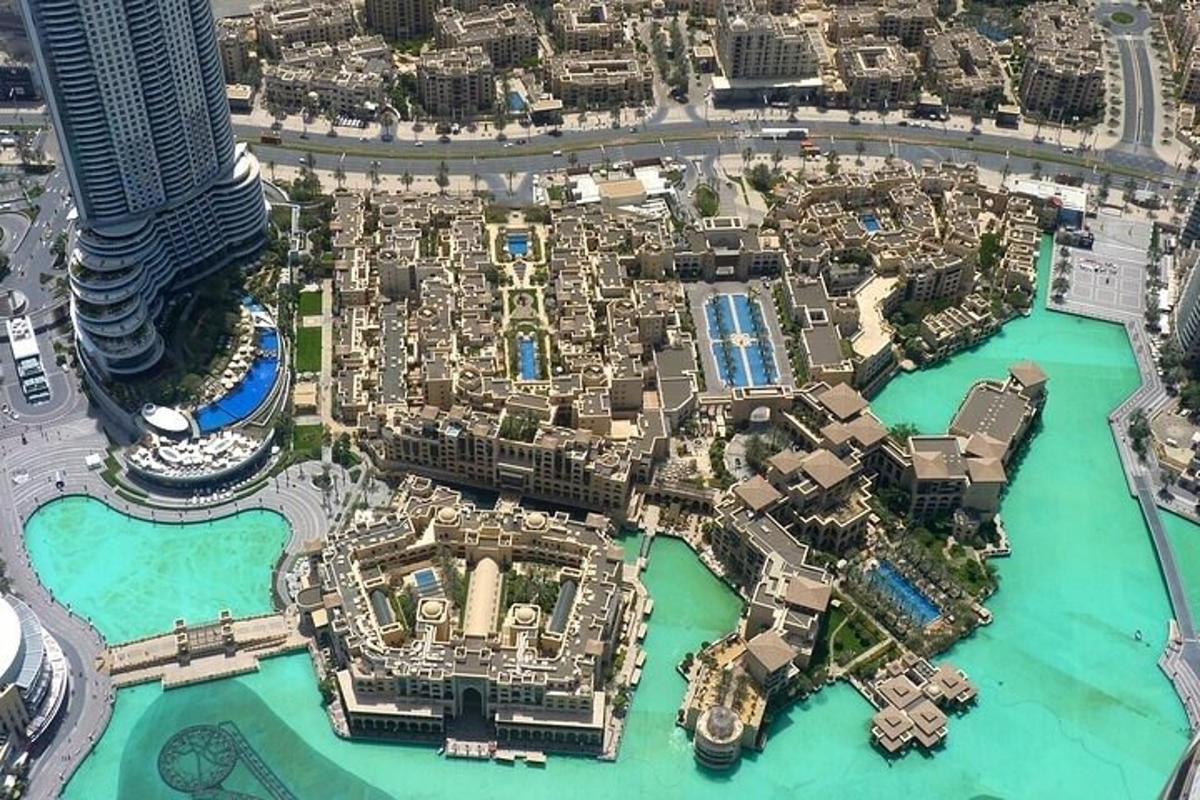 Attraction picture 3