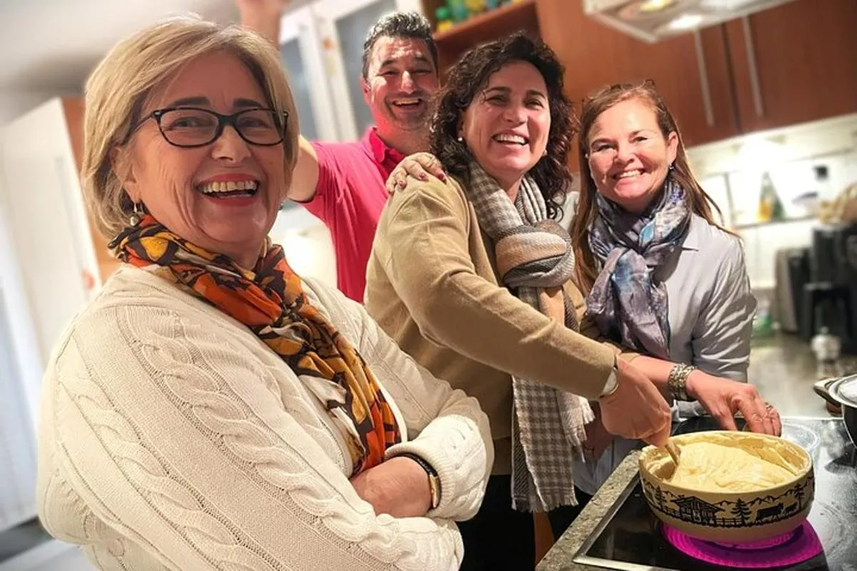 Dîner traditionnel suisse: Fondue au fromage, entrées et dessert – photo 2