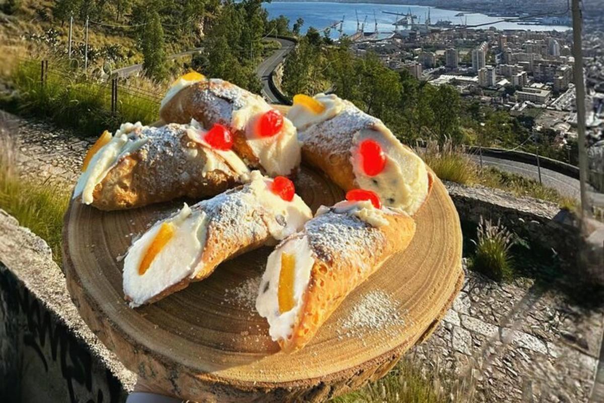 egy tányér étel az asztal tetején