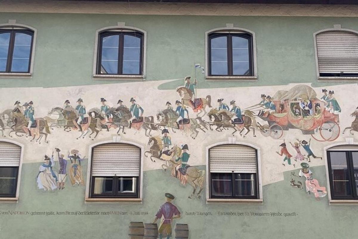 mural di sisi gedung